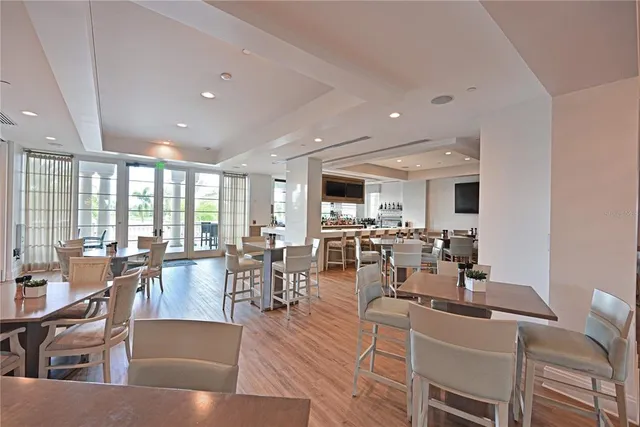 $2,100,000 | 17110 Verona Place, Lakewood Ranch, FL 34202