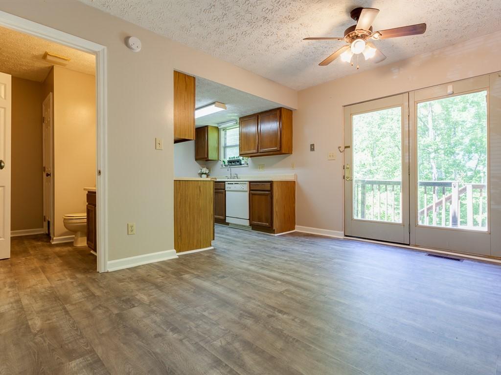 147 High Point Lane Oak Ridge, TN 37830 - Photo 5 of 26 View to Kitchen - Lots of Light