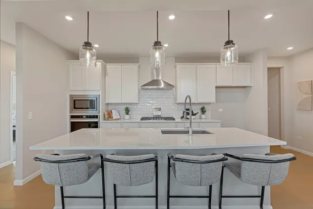 $705,568 | 12460 Portrush Lane, Lemont, IL 60439