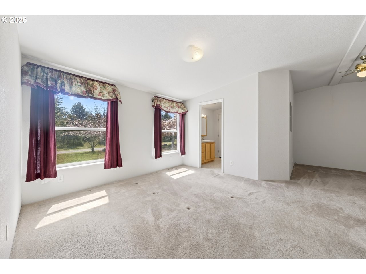 55100 Ruby Loop Bandon, OR 97411 - Photo 23 of 40 Primary Bedroom