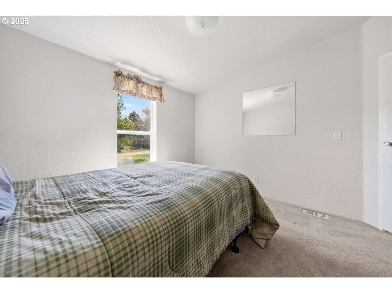 55100 Ruby Loop Bandon, OR 97411 - Photo 31 of 40 Bedroom