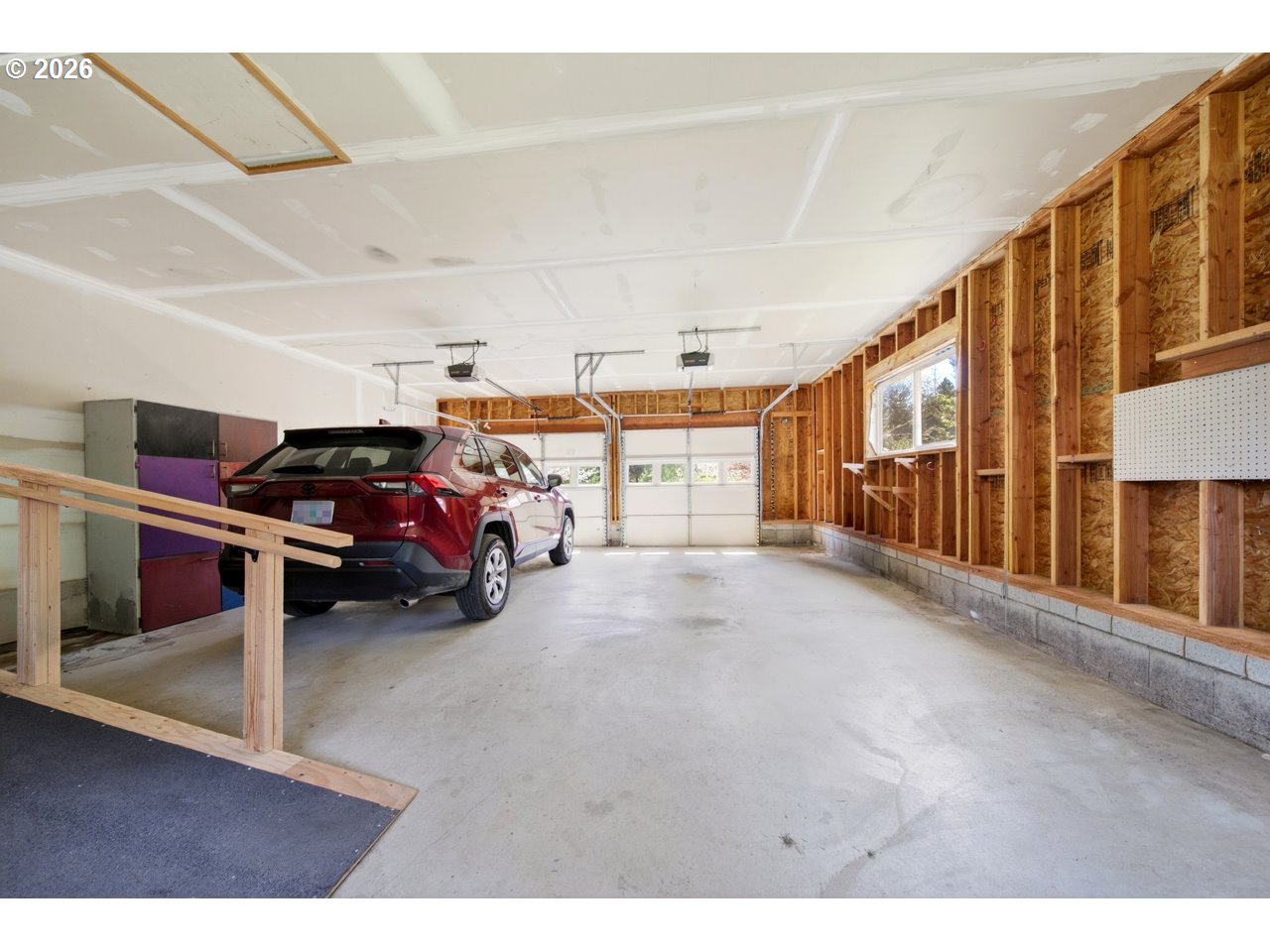 55100 Ruby Loop Bandon, OR 97411 - Photo 38 of 40 Garage