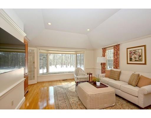 17 Campbell Road Wayland, MA 01778 - Photo 3 of 25