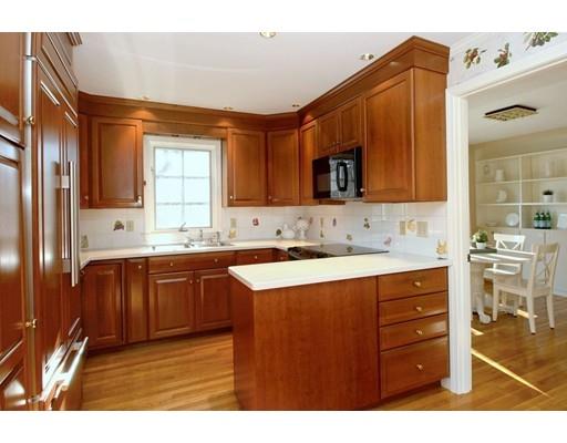 17 Campbell Road Wayland, MA 01778 - Photo 7 of 25