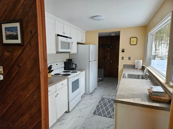 $369,900 | 34 Marden Drive, Campton, NH 03223