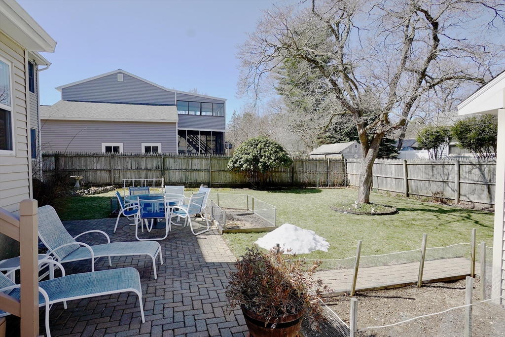 16 Lynn End Road Lynn, MA 01904 - Photo 21 of 22 Gallery Image 21