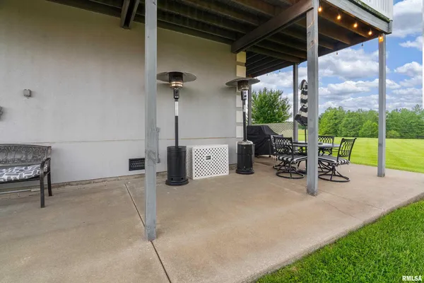 $559,900 | 6381 Tyner Lane, Marion, IL 62959