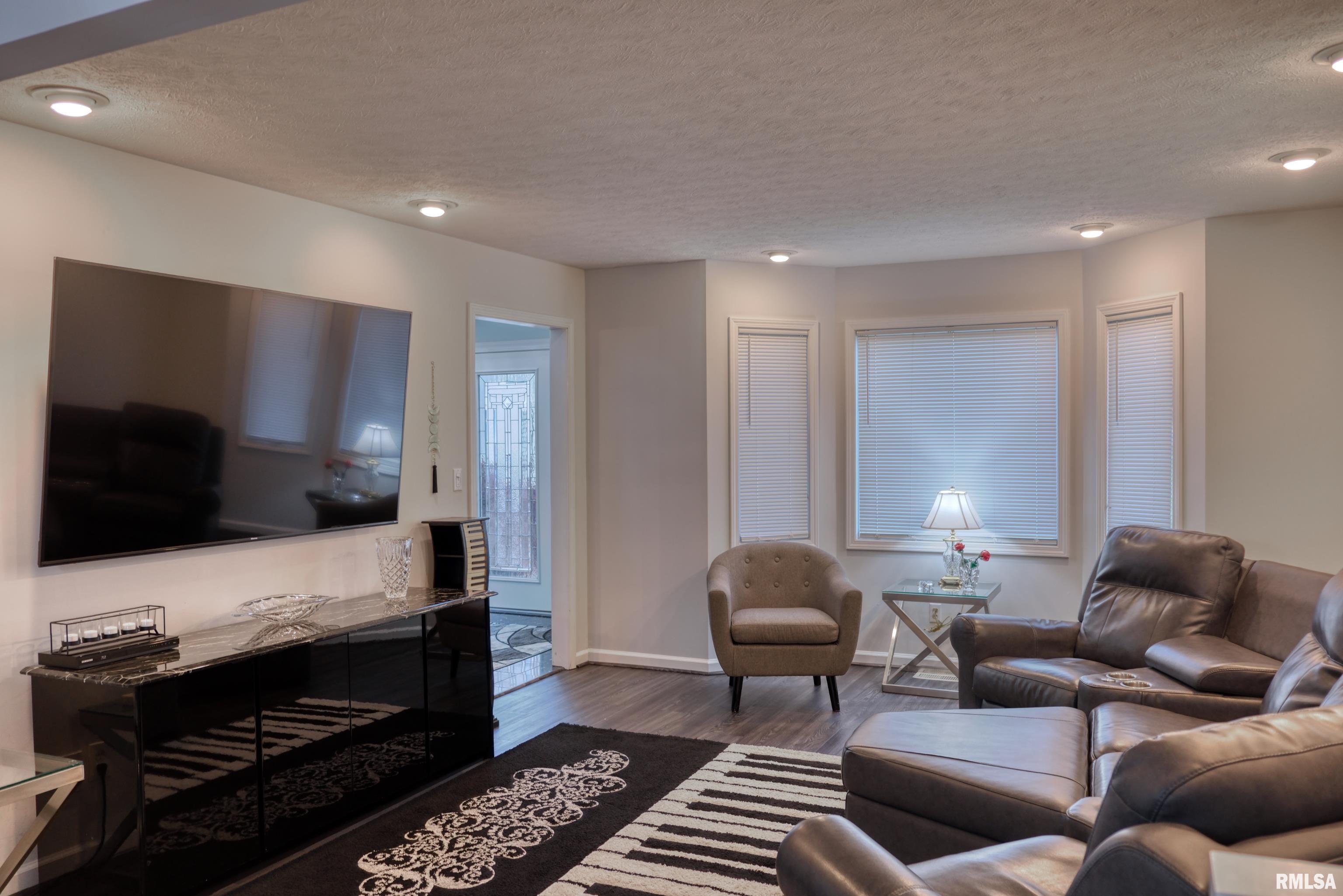 6381 Tyner Lane Marion, IL 62959 - Photo 17 of 67