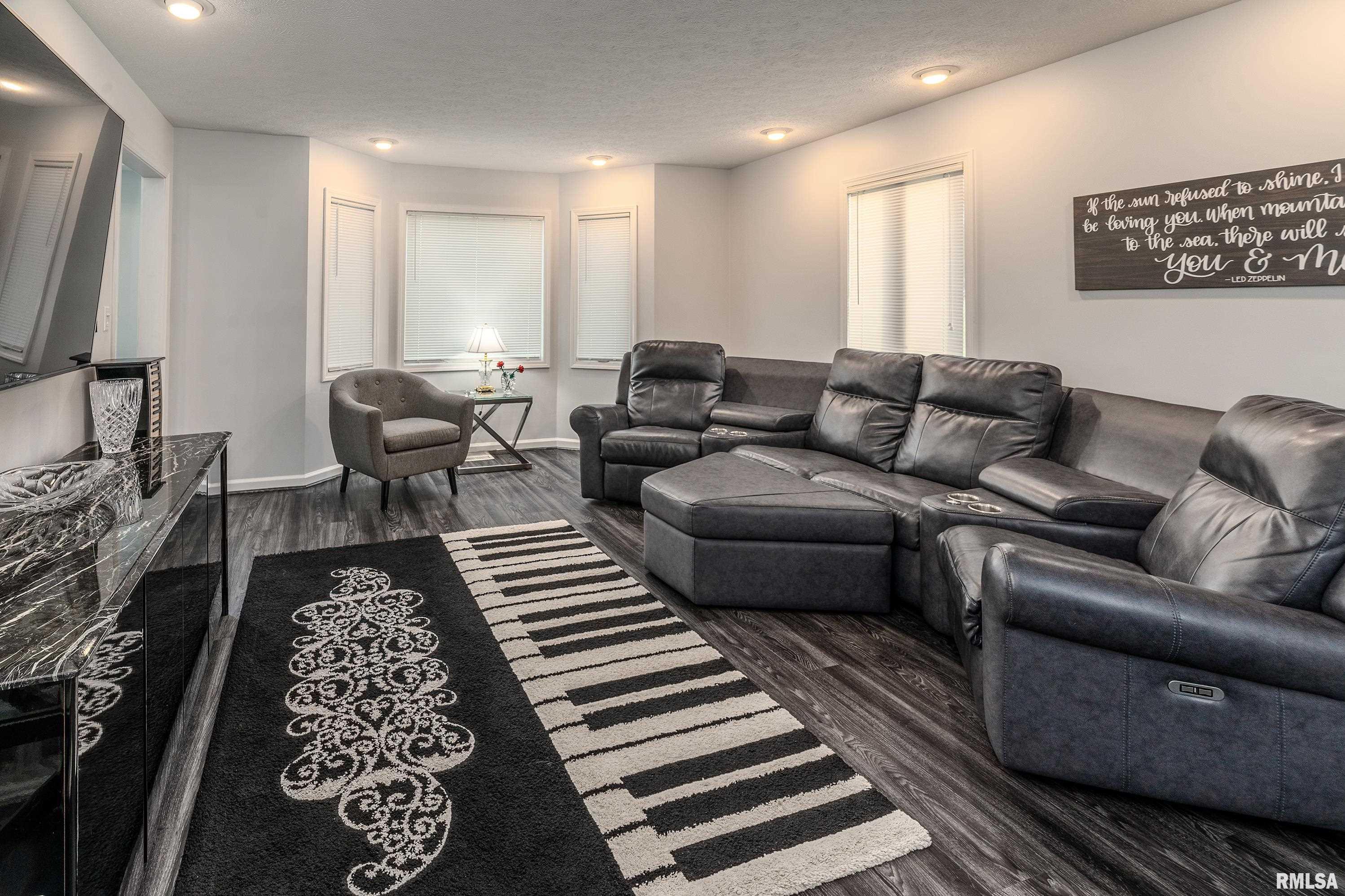 6381 Tyner Lane Marion, IL 62959 - Photo 18 of 67