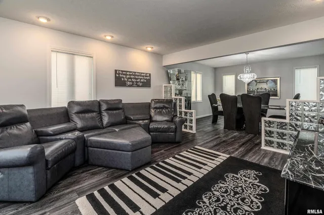 $559,900 | 6381 Tyner Lane, Marion, IL 62959