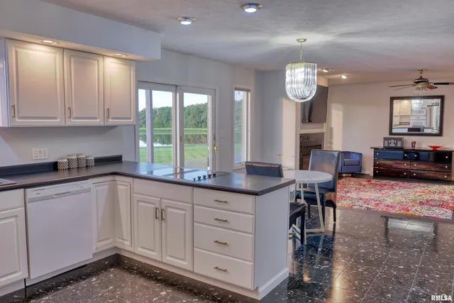 $559,900 | 6381 Tyner Lane, Marion, IL 62959