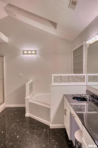 $559,900 | 6381 Tyner Lane, Marion, IL 62959