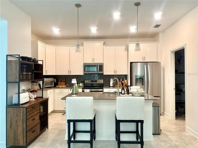 $3,000 | 9759 Petition Way, Orlando, FL 32832