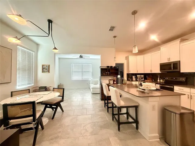 $3,000 | 9759 Petition Way, Orlando, FL 32832