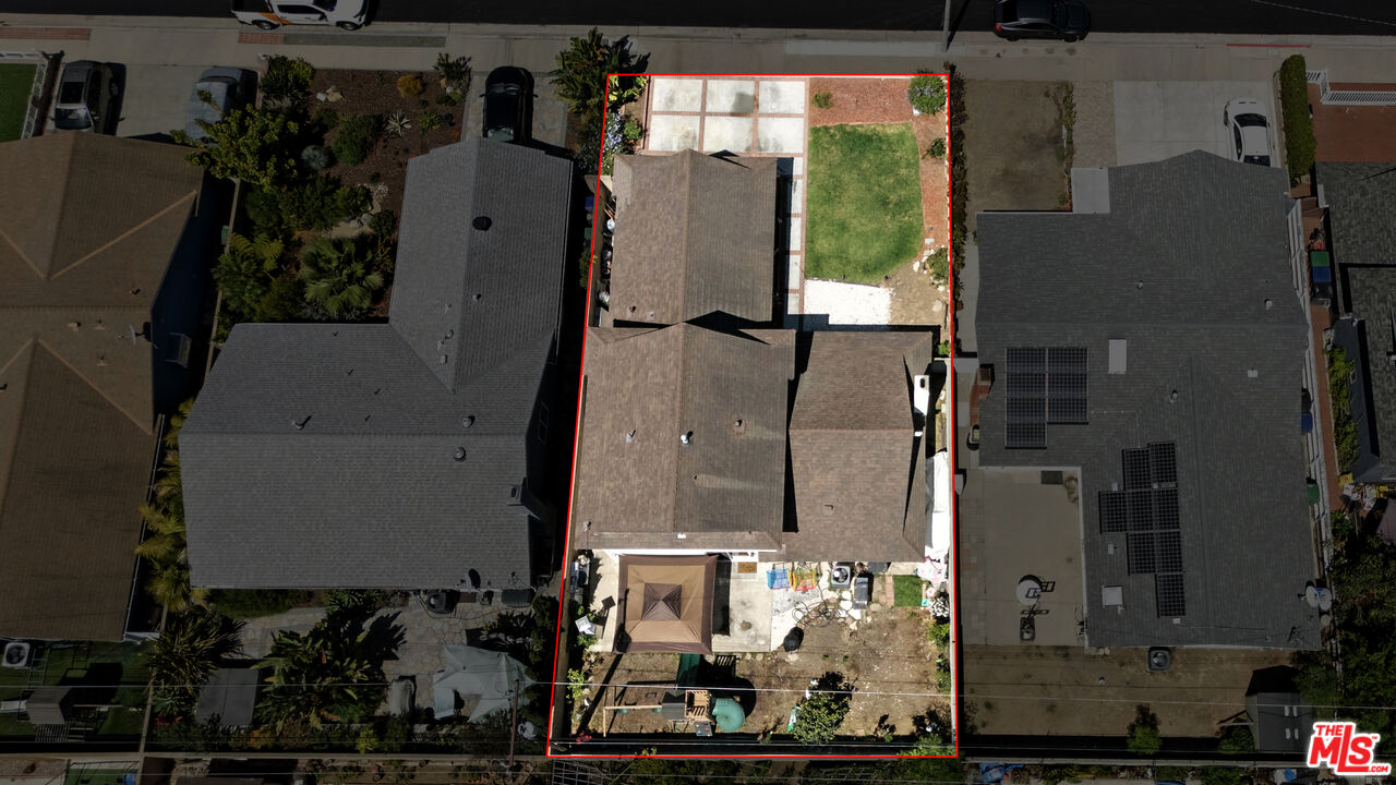 21312 Island Avenue Carson, CA 90745 - Photo 25 of 26 an aerial view of residential houses with outdoor space