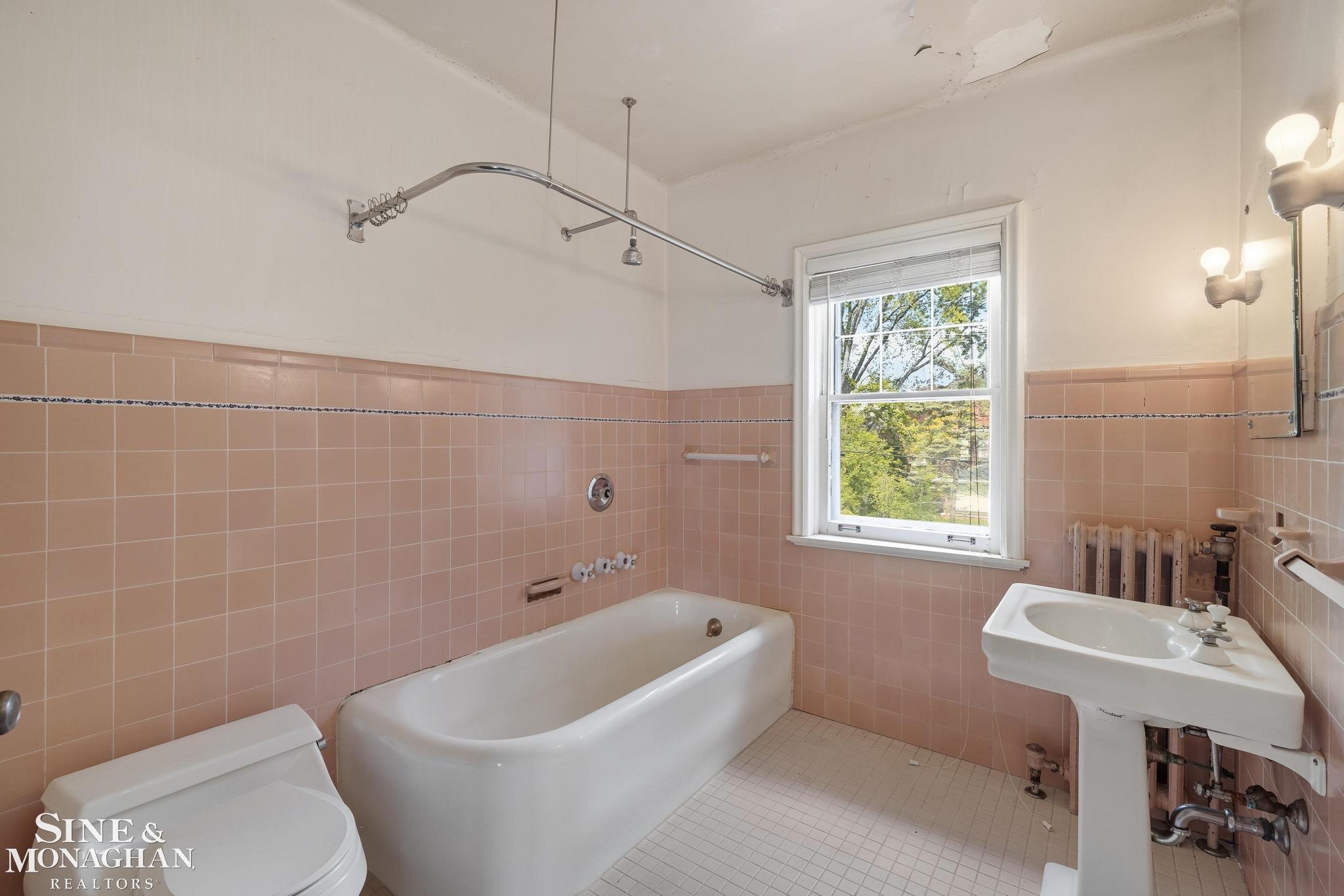 1350 Buckingham Road Grosse Pointe Park, MI 48230 - Photo 35 of 51