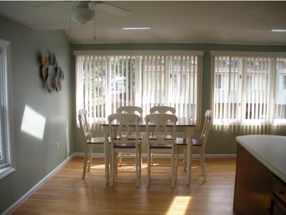 93 Sentry Way, Unit 93 Merrimack, NH 03054 - Photo 4 of 22