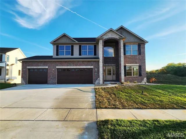 $599,900 | 712 Creekwood Court, O'Fallon, IL 62269