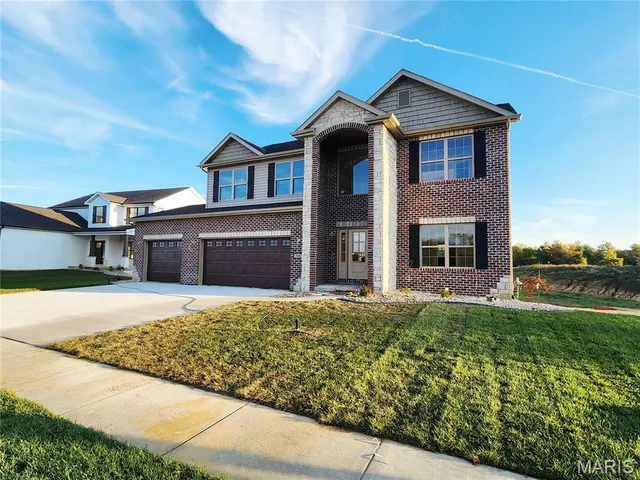 $599,900 | 712 Creekwood Court, O'Fallon, IL 62269