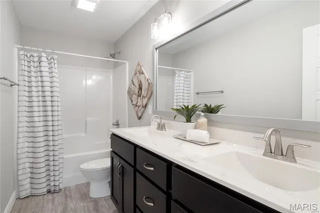 $599,900 | 712 Creekwood Court, O'Fallon, IL 62269