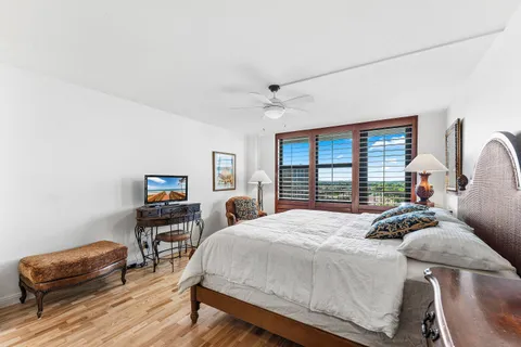 $925,000 | 4600 South Ocean Boulevard, Unit 1102, Highland Beach, FL 33487