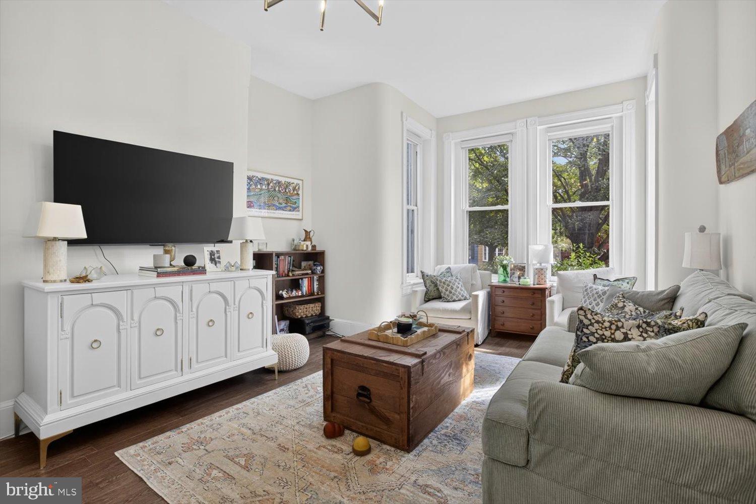 215 5th Street Southeast Washington, DC 20003 - Photo 17 of 38 Gallery Image 17