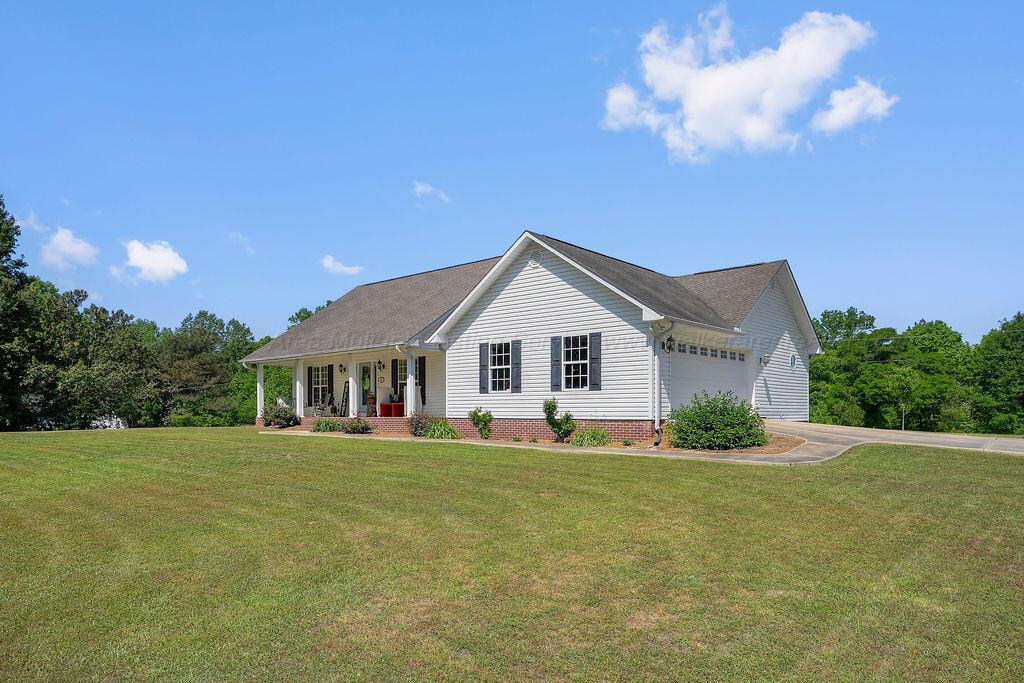 401 Robinson Loop Jasper, AL 35504 - Photo 5 of 32 A7R02128