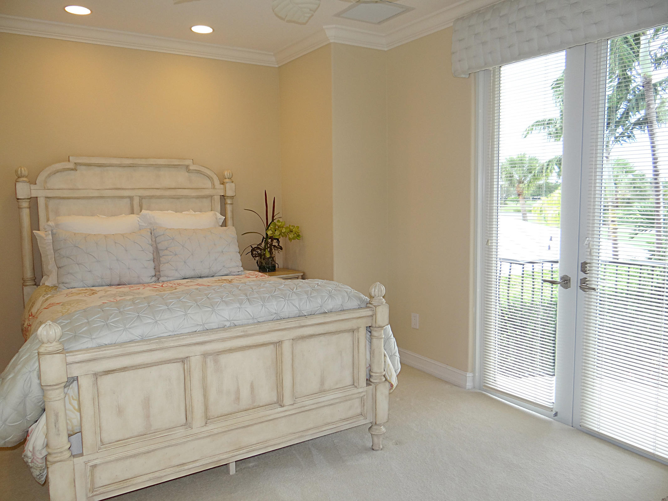 1711 Royal Palm Way Boca Raton, FL 33432 - Photo 22 of 36 Upstairs Bedroom 2