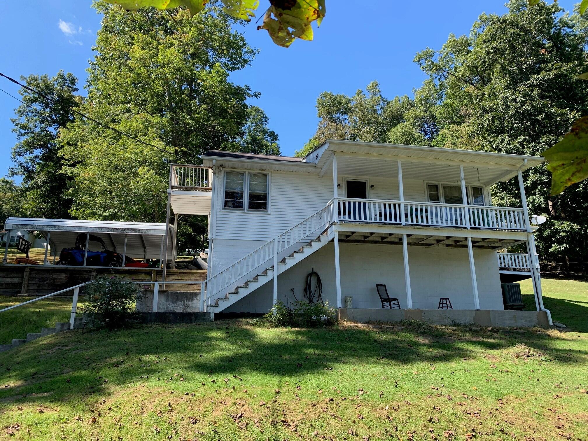 978 Rockland Road Ronceverte, WV 24970 - Photo 1 of 37 Gallery Image 1