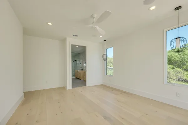 $2,450,000 | 909 Cat Hollow Club Drive, Spicewood, TX 78669