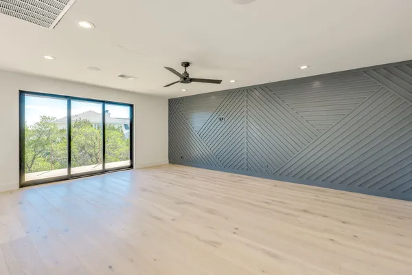 $2,450,000 | 909 Cat Hollow Club Drive, Spicewood, TX 78669