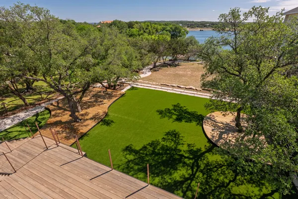 $2,450,000 | 909 Cat Hollow Club Drive, Spicewood, TX 78669