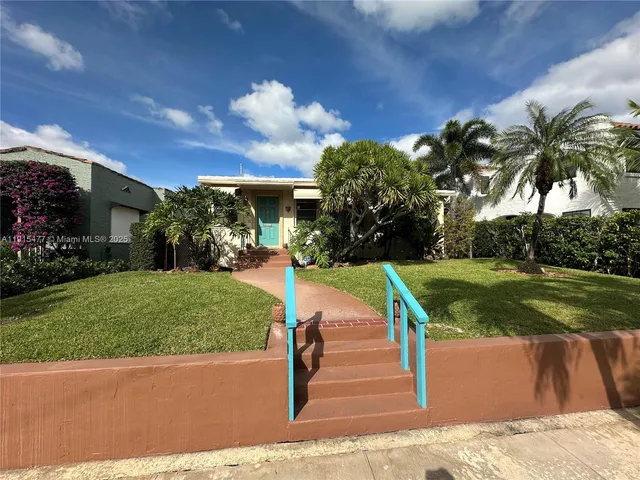 $1,400 | 525 29th Street, Unit A, West Palm Beach, FL 33407