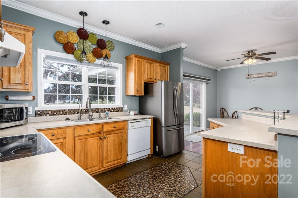 5665 Rest Home Road Claremont, NC 28610 - Photo 8 of 48 Gallery Image 8