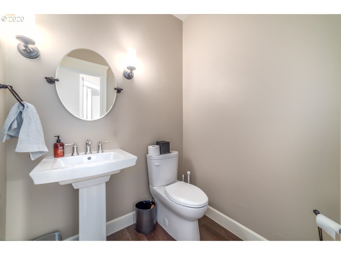 6078 Graystone Loop Springfield, OR 97478 - Photo 8 of 32