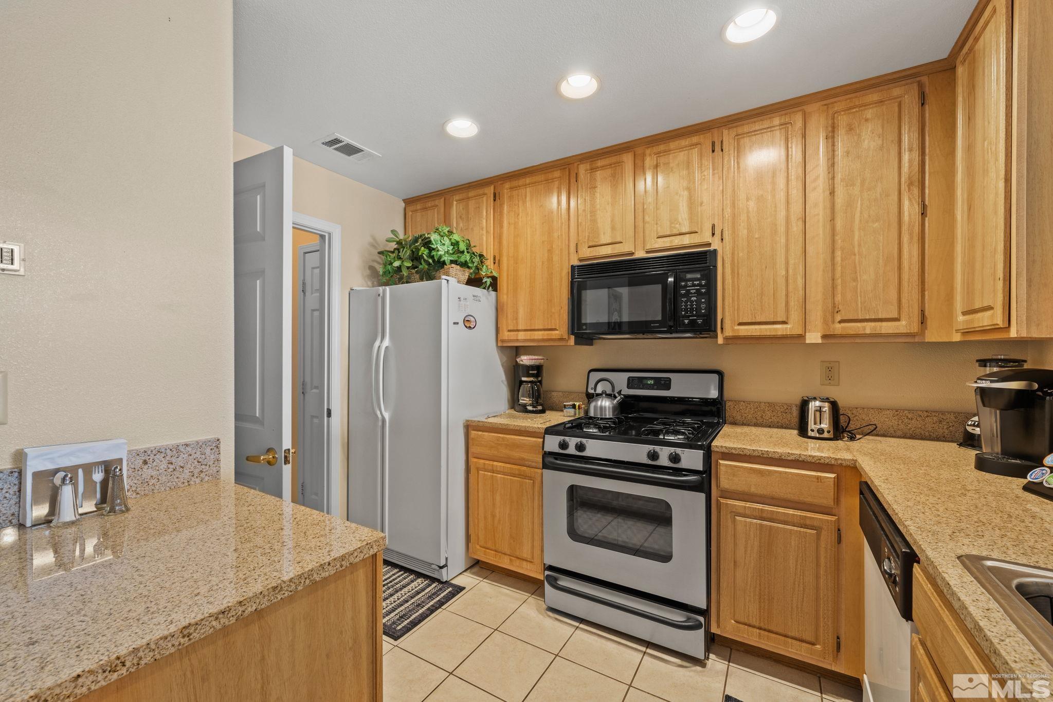 900 South Meadows Parkway, Unit 3912 Reno, NV 89521 - Photo 13 of 34 Photo 13