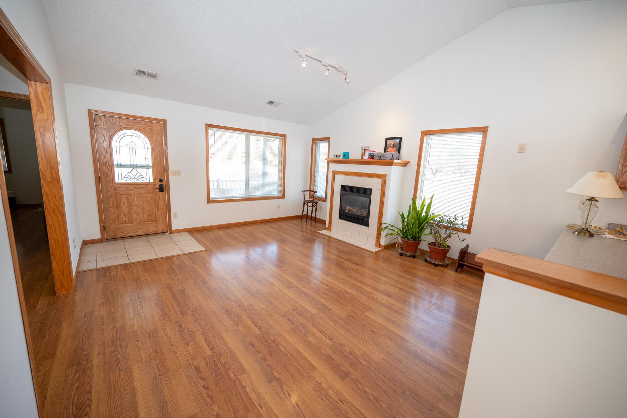 514 4th Street Northeast Staples, MN 56479 - Photo 20 of 33