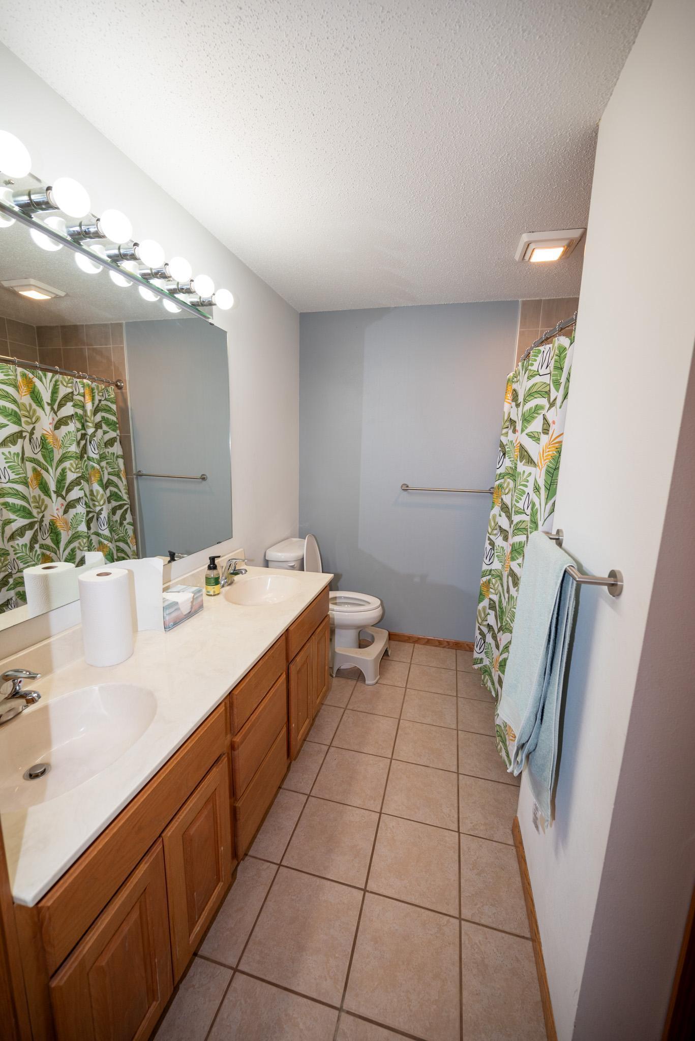 514 4th Street Northeast Staples, MN 56479 - Photo 23 of 33