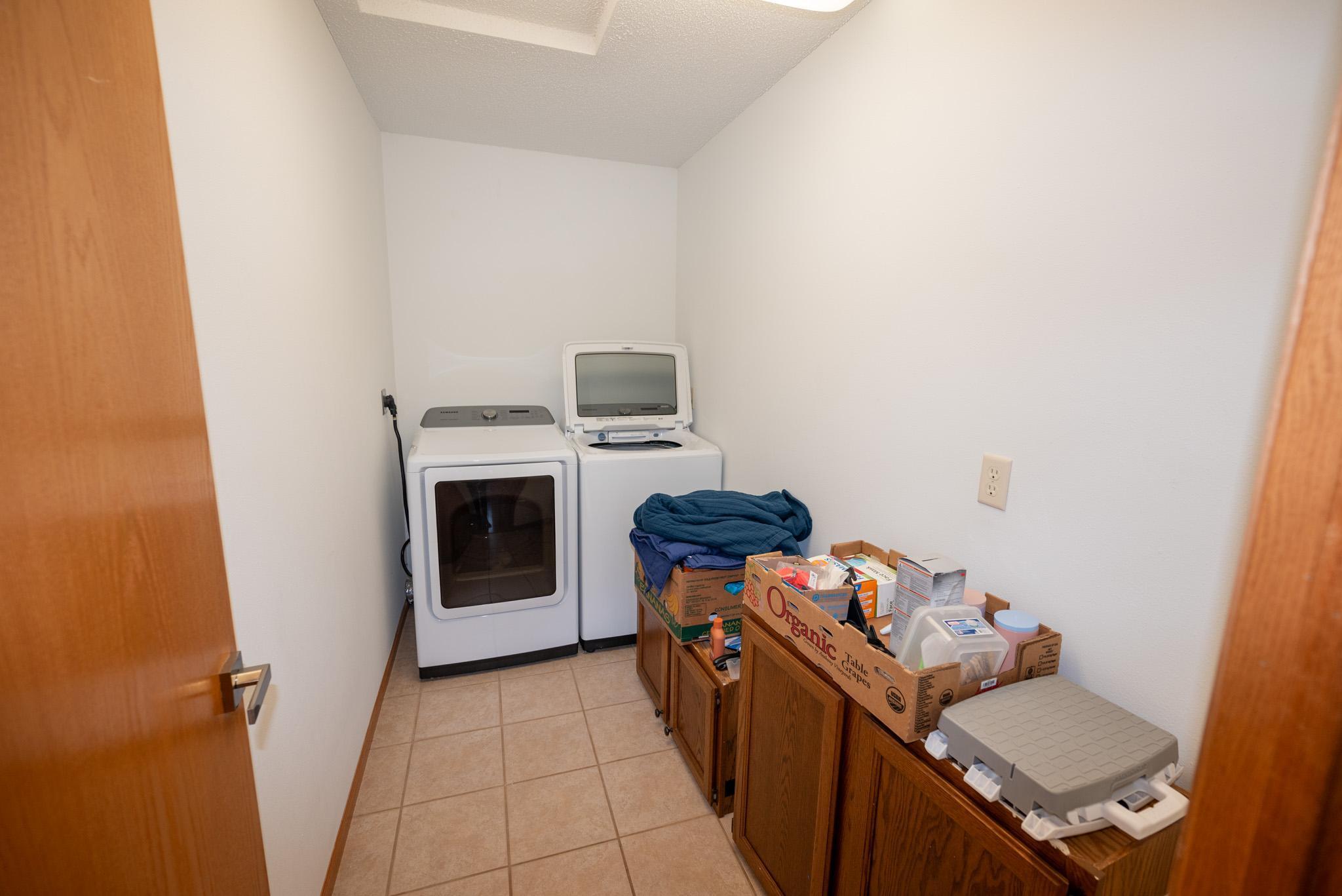 514 4th Street Northeast Staples, MN 56479 - Photo 27 of 33