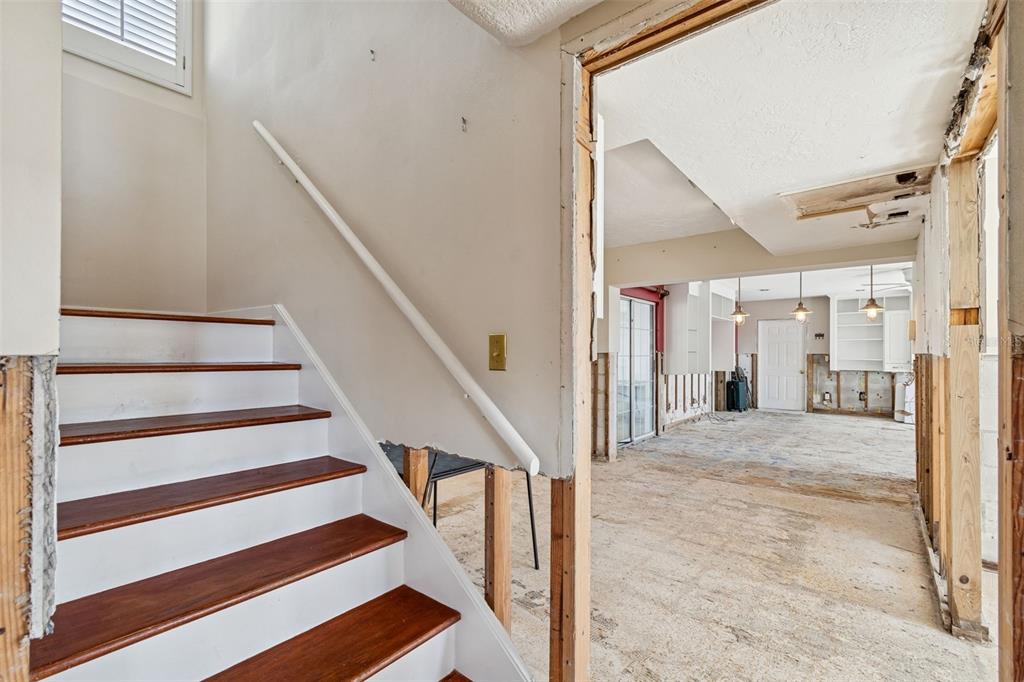 19 Sandpiper Road Tampa, FL 33609 - Photo 18 of 64