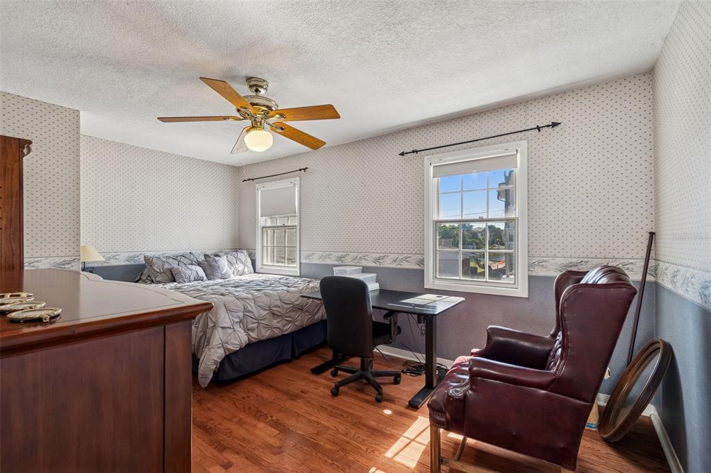 19 Sandpiper Road Tampa, FL 33609 - Photo 30 of 64 a view of a workspace with furniture and a window