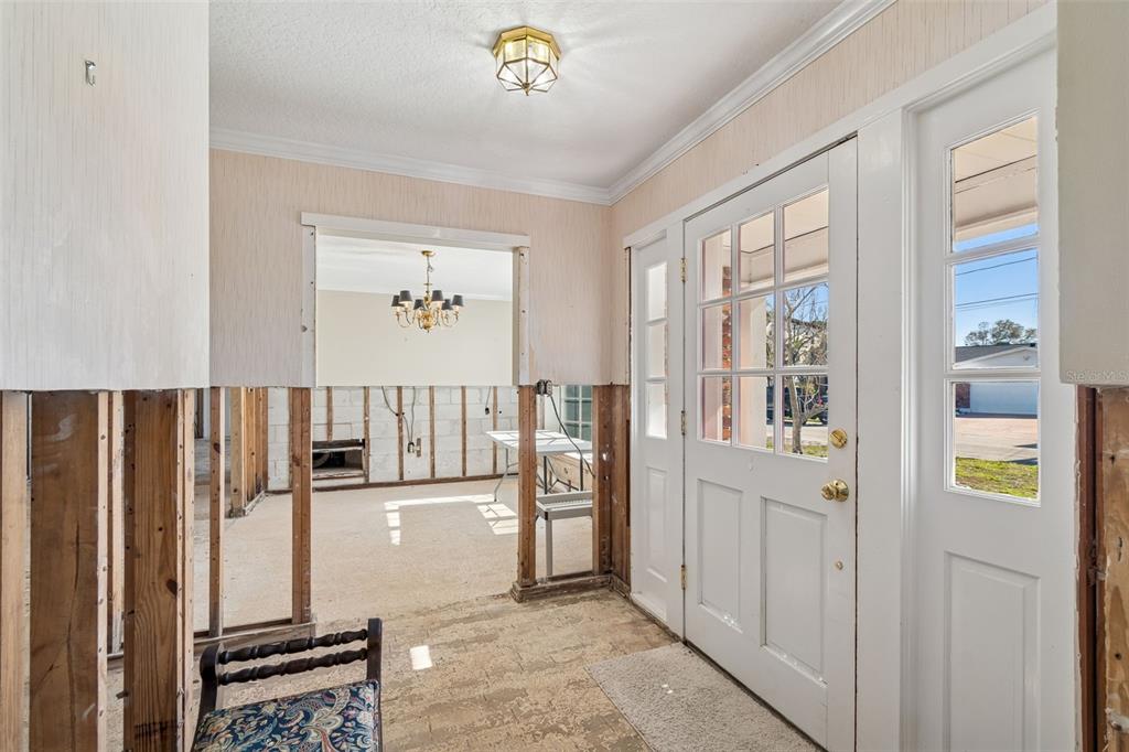 19 Sandpiper Road Tampa, FL 33609 - Photo 6 of 64