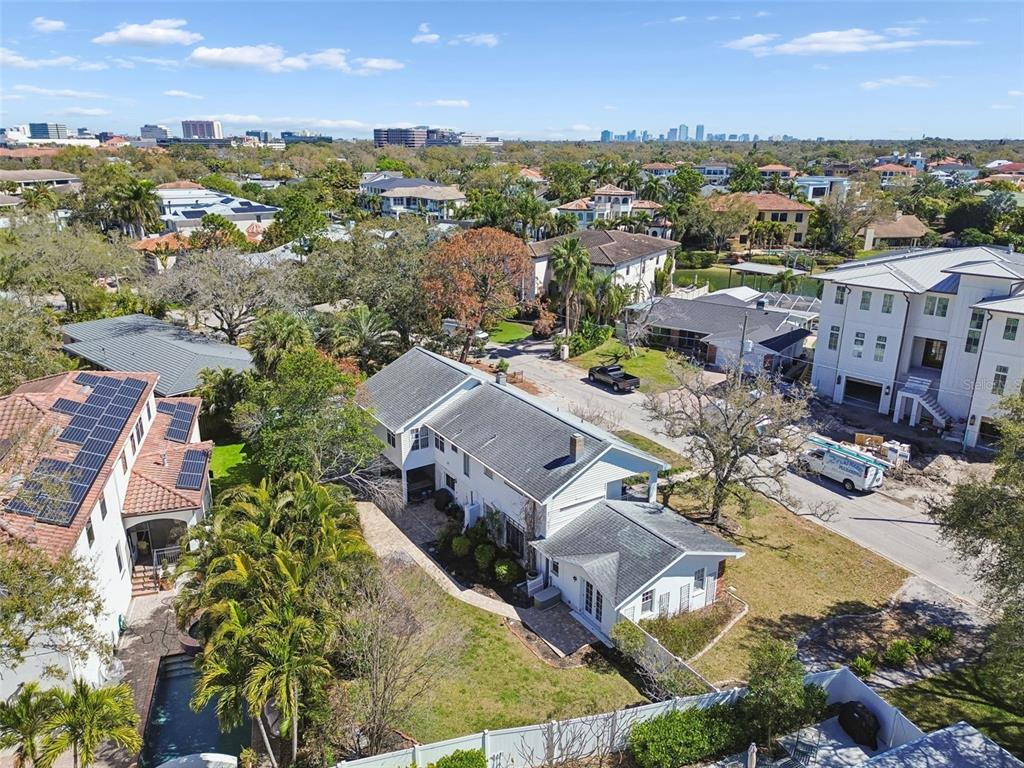 19 Sandpiper Road Tampa, FL 33609 - Photo 61 of 64 an aerial view of residential houses with outdoor space