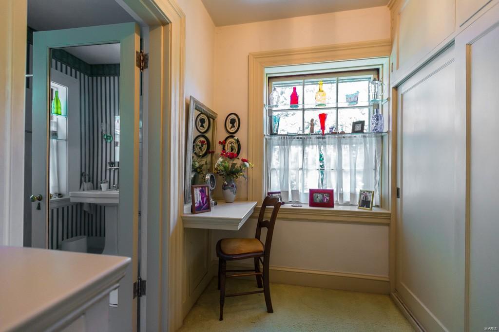 335 Bristol Road Webster Groves, MO 63119 - Photo 14 of 45 Gallery Image 14