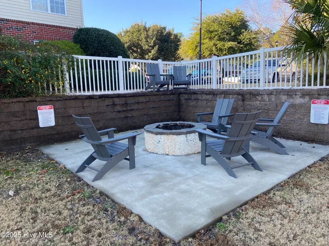 $1,550 | 2801 Bloomfield Lane, Unit 103, Wilmington, NC 28412