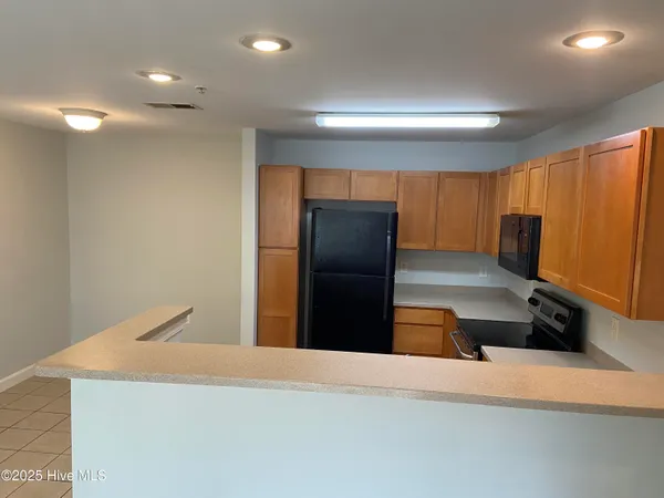 $1,500 | 2801 Bloomfield Lane, Unit 103, Wilmington, NC 28412