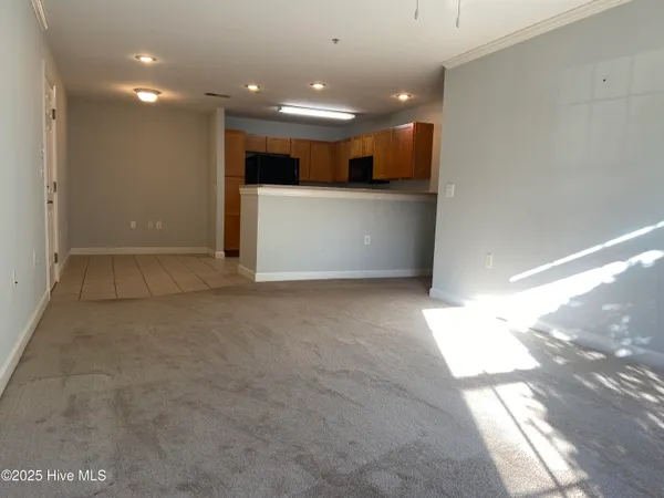 $1,500 | 2801 Bloomfield Lane, Unit 103, Wilmington, NC 28412