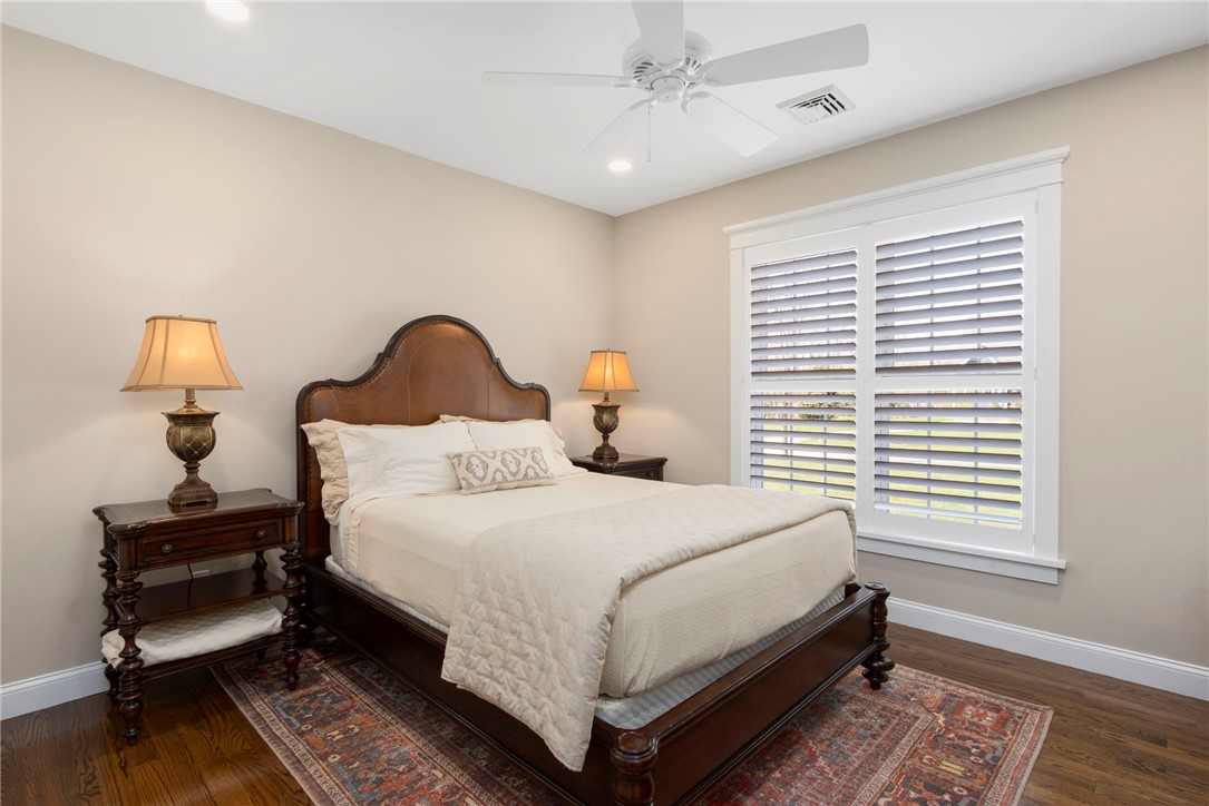 2 Waterview Lane Warren, RI 02885 - Photo 24 of 36