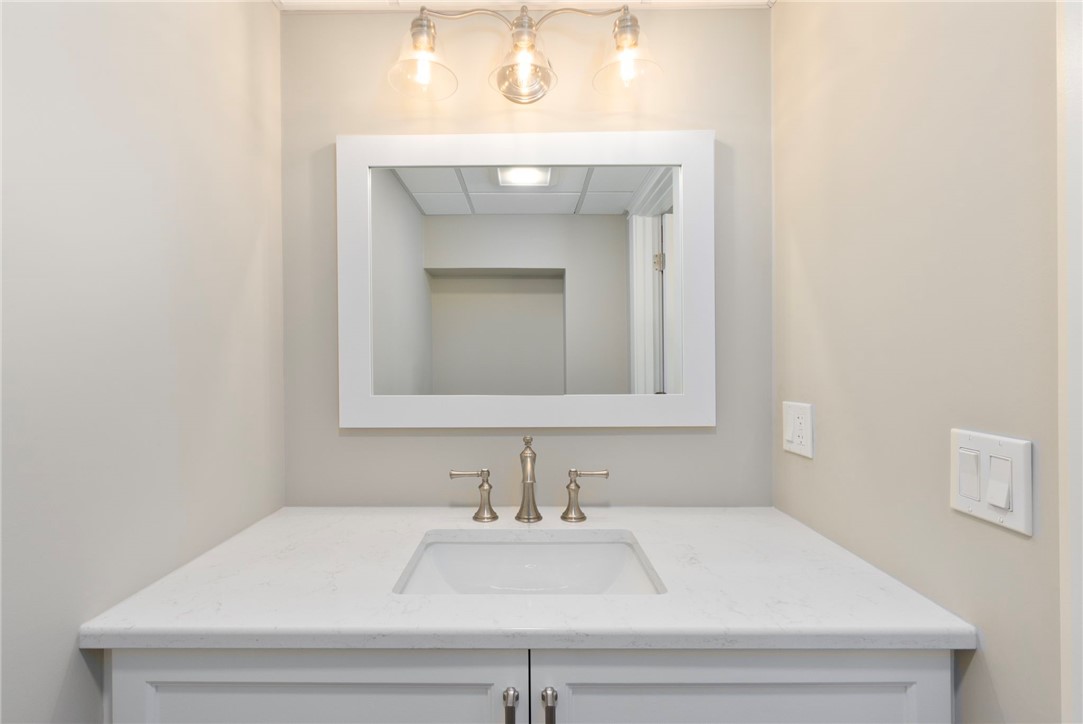 2 Waterview Lane Warren, RI 02885 - Photo 29 of 36