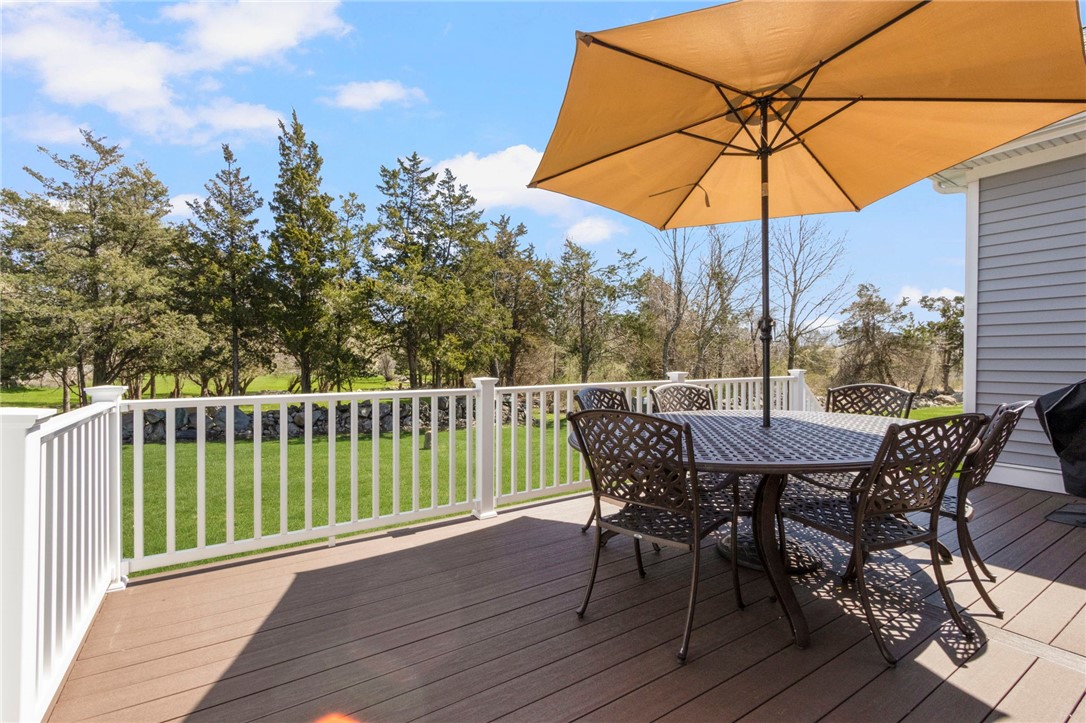 2 Waterview Lane Warren, RI 02885 - Photo 30 of 36